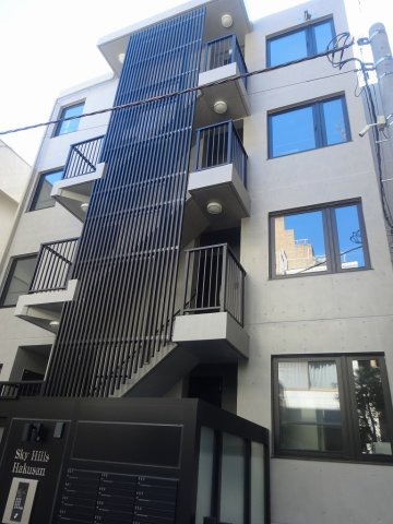 スカイヒルズ白山の外観