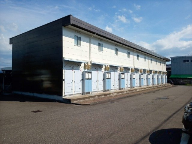 レオパレスエトワールの外観