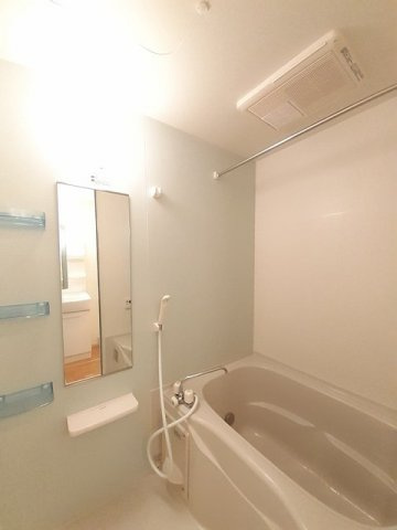 ベルフォールⅣの浴室|お風呂です