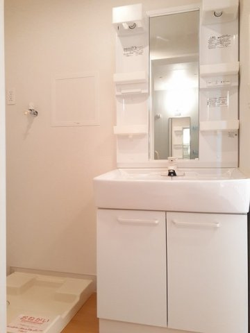 ベルフォールⅣの洗面所|スペースが確保できる洗面所です