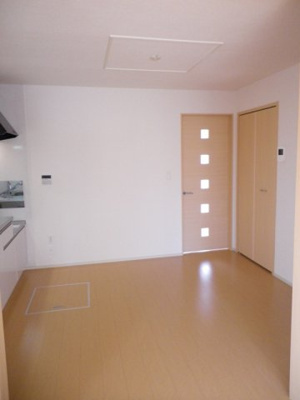 【その他】 | シャー・ヴィラージュＣ