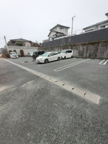 カサブランカ壱番館の駐車場