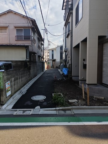 西尾久3丁目売地の前面道路含む現地写真