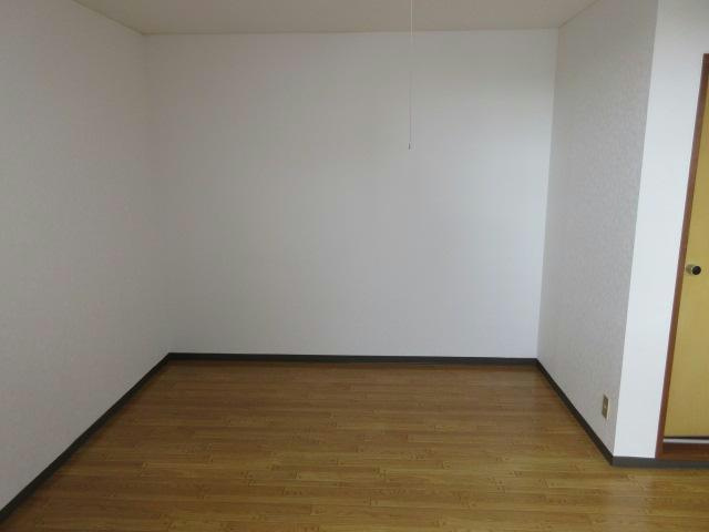 コーポスカイハイの居間・リビング