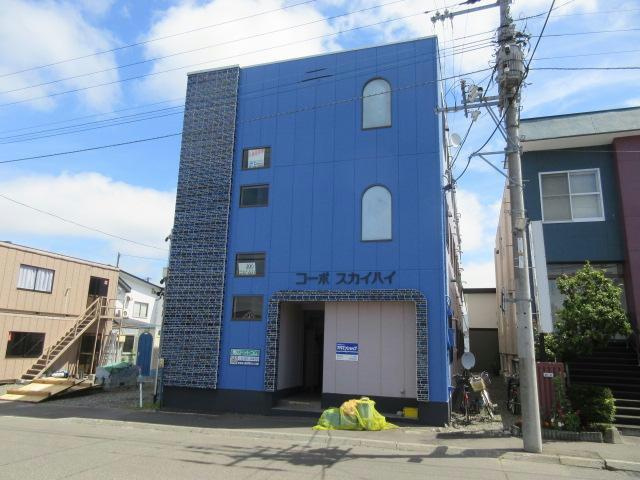 コーポスカイハイの外観