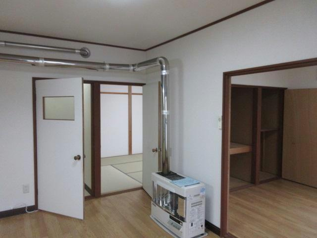 コーポサンシャインの居間・リビング