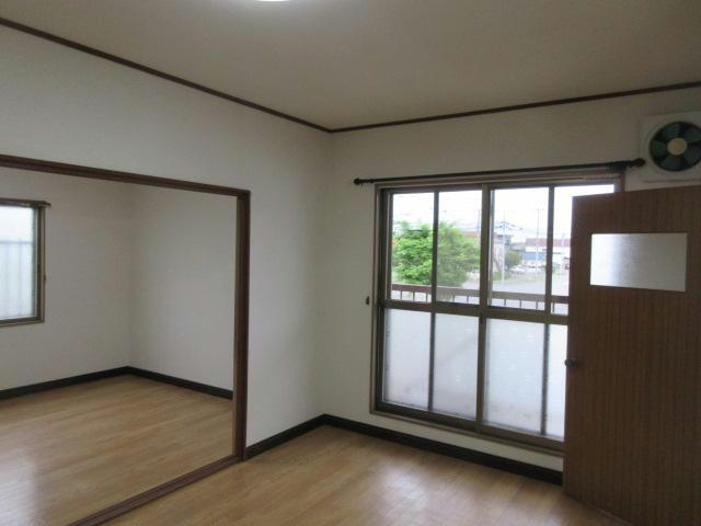 コーポサンシャインの居間・リビング