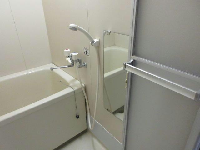 コーポサンシャインの浴室