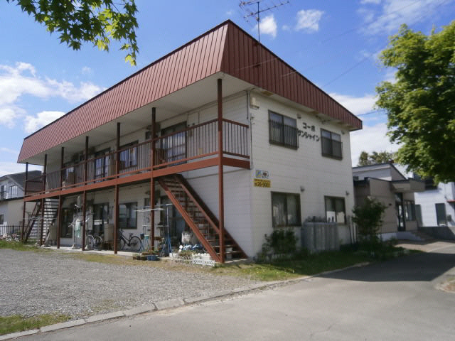 コーポサンシャインの外観