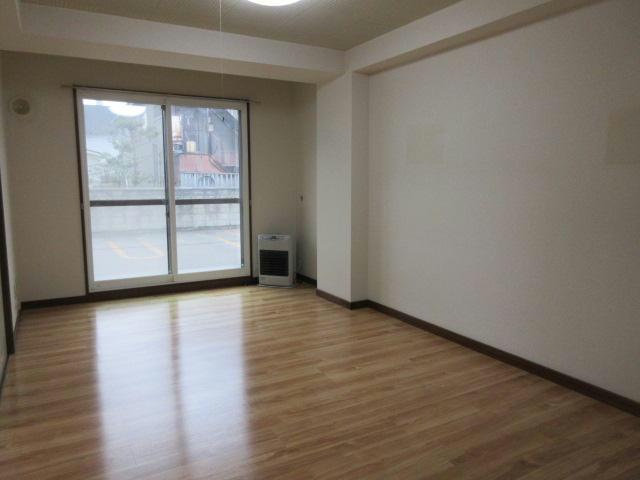 ベルピア18の居間・リビング