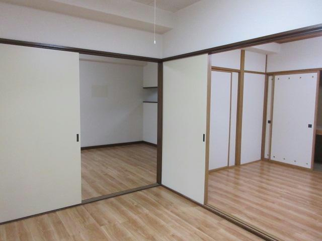 ベルピア18の居間・リビング