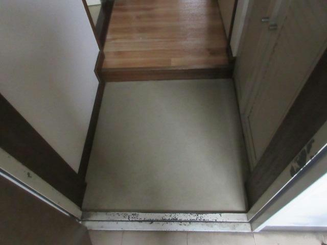 ベルピア18の玄関