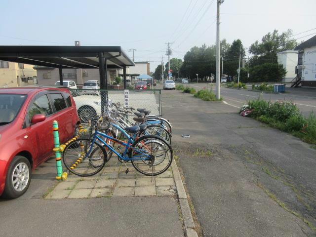 スカイハウス宮本の駐車場