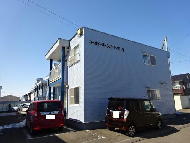 コーポイーストリバーサイドⅡの外観