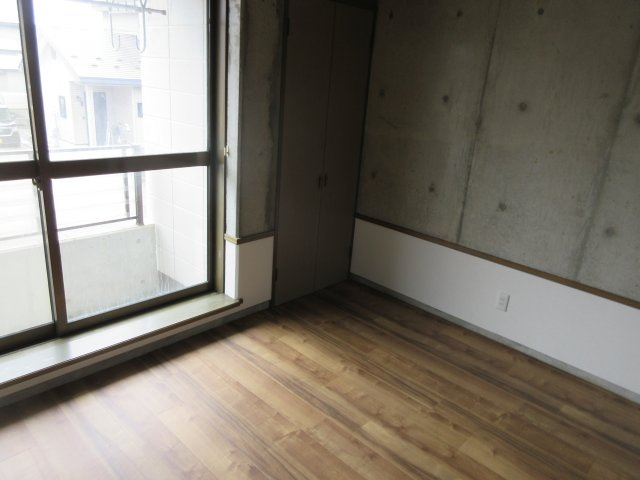 レジデンスマンワⅢの洋室