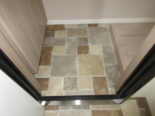 ユーフォリアⅠの玄関