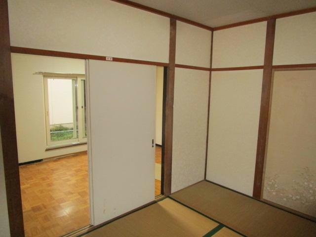 荒城マンションの居間・リビング