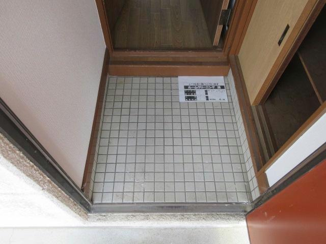 コーポ伊塚の玄関
