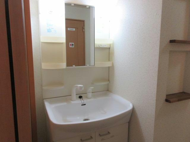 アロウンズマンョン123の洗面所