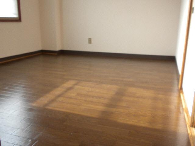 サンブライトハイツ　NO.Ⅰの居間・リビング