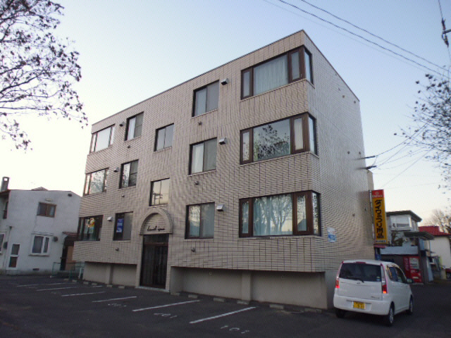 ラミアールイズミの外観