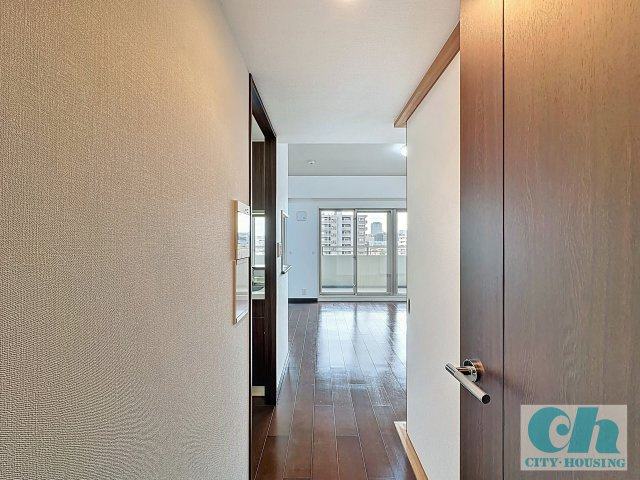 クレストフォルム東京リバーコースト 611号室の居間・リビング