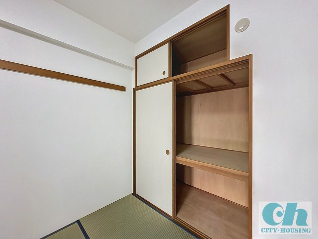 クレストフォルム東京リバーコースト 611号室の収納