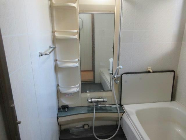 西15南3平屋（相原邸）の浴室