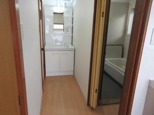 西15南3平屋（相原邸）の洗面所