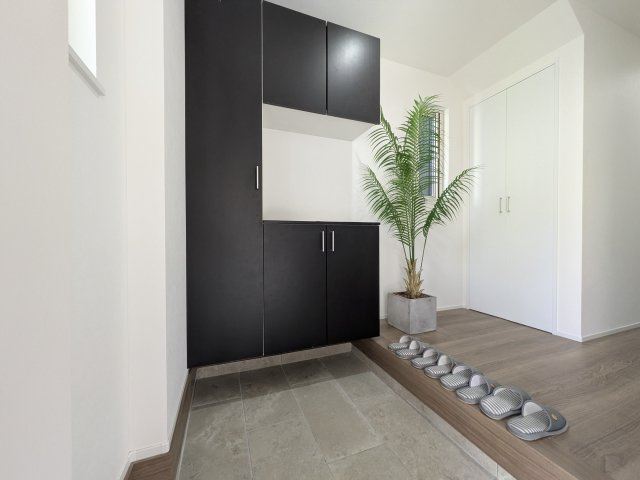 【居間・リビング】