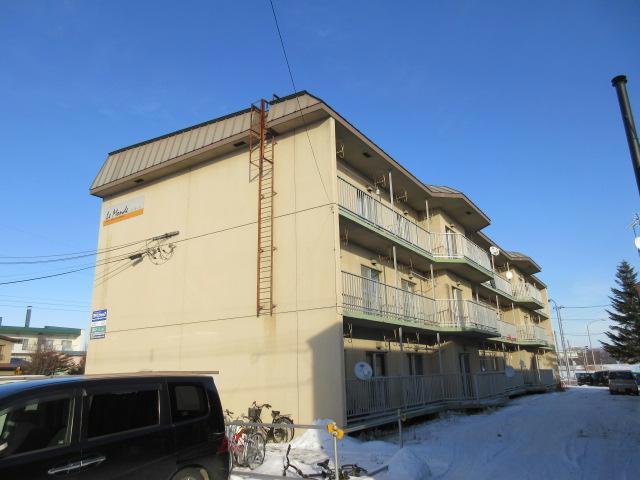 ル・モンドの外観