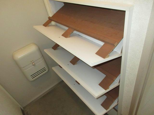 プロムナードの玄関