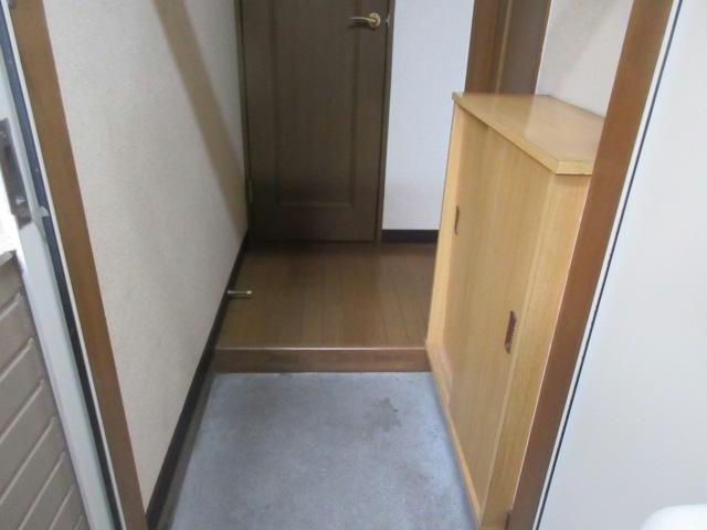 プルミエール318の玄関