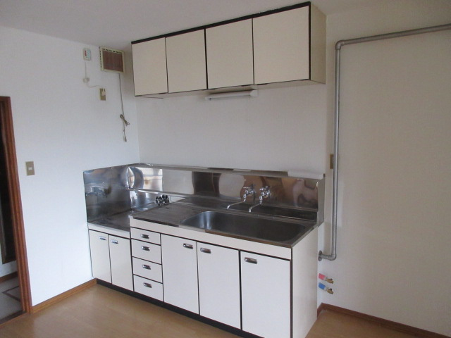 栄マンションのキッチン