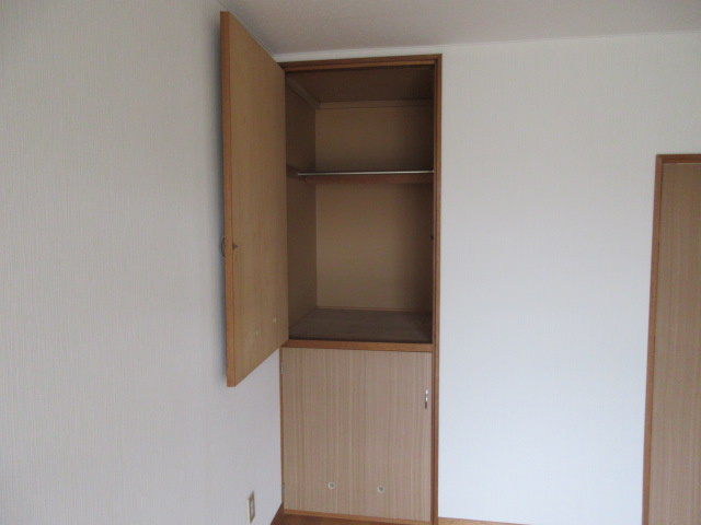 栄マンションの収納