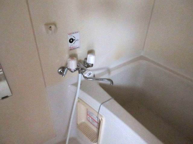春日ハイツAのシャワールーム