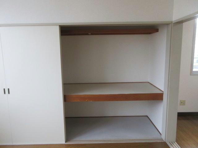 エスワールハイツの収納