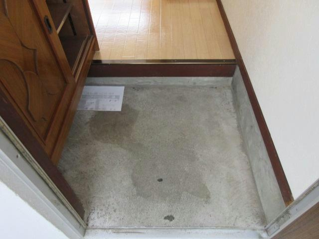 喜多ハイツの玄関