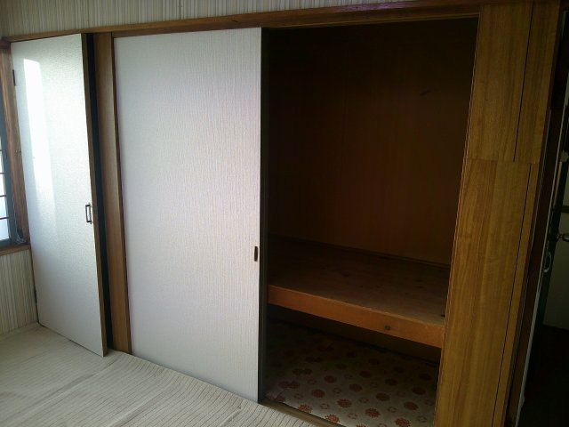 池田旭町貸家の収納
