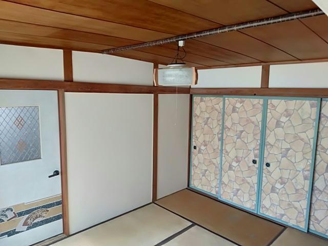 池田旭町貸家の内装