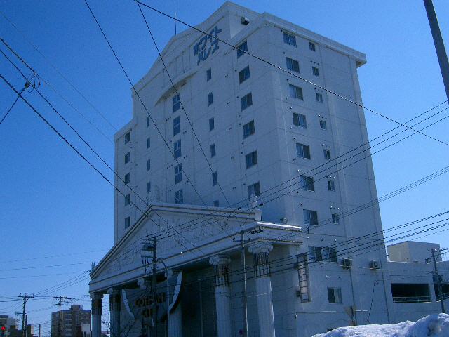 ホワイトパレスの外観