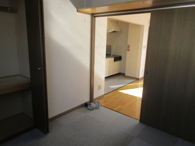 PLAIN5の洋室