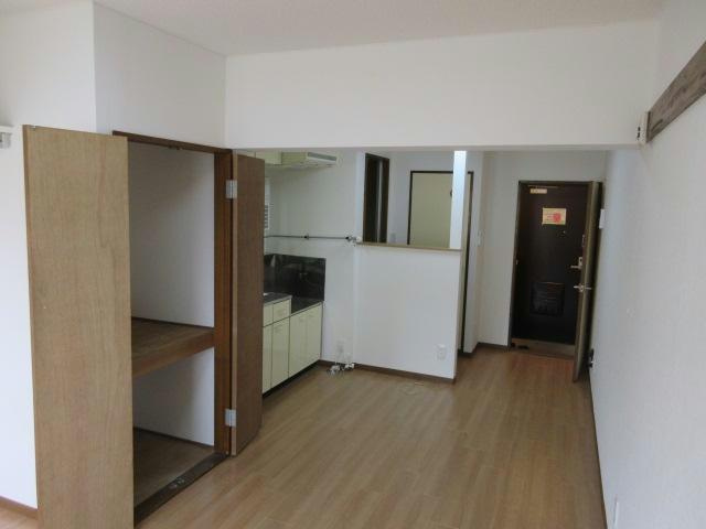 マルクエレガンスの居間・リビング