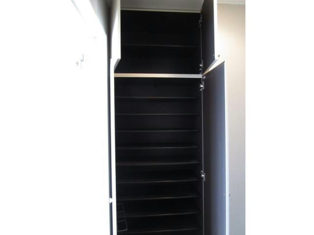 ラミアール弥生通の収納