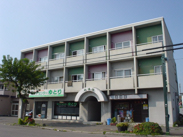 八番館の外観