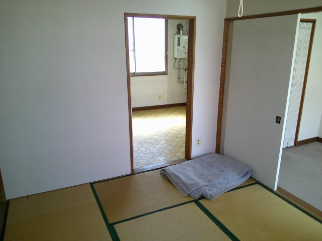 春日ハイツBの和室