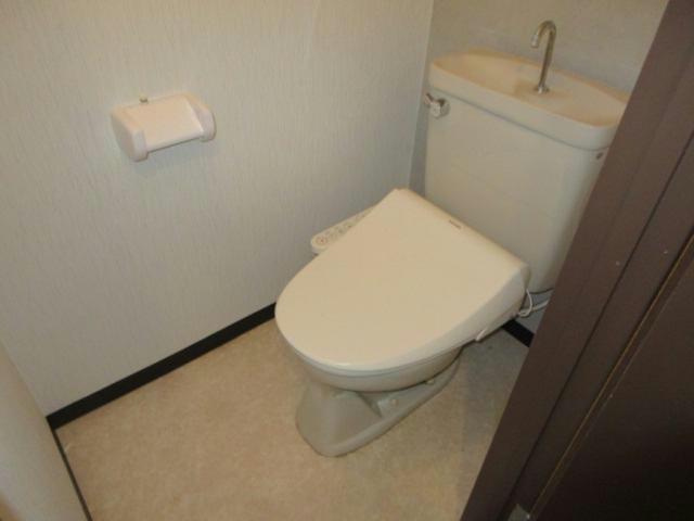 リベラルのトイレ