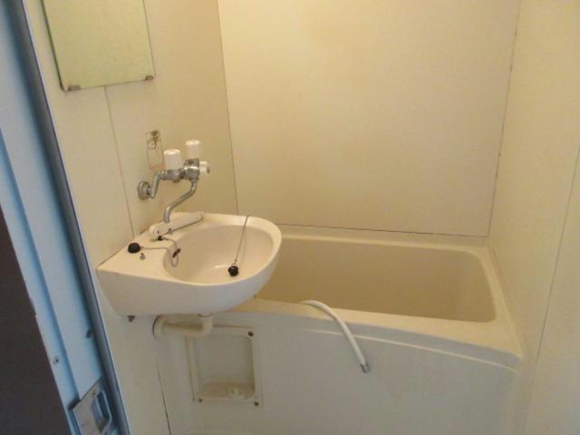 リベラルの浴室