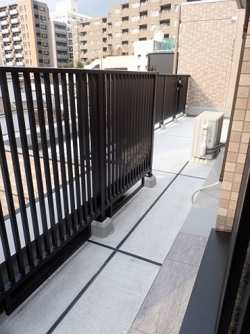 コンポジット千石のバルコニー