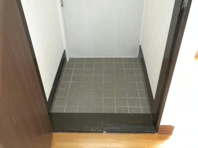 イーストハイムの玄関